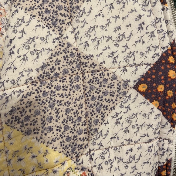 Wild Fable Patchwork Quilted Hooded Jacket - Picture 3 of 7